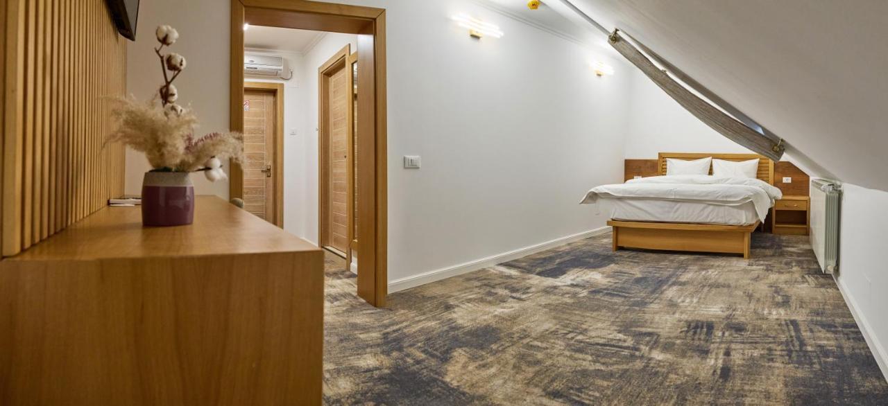 Hotel Eden راميكو سارات المظهر الخارجي الصورة
