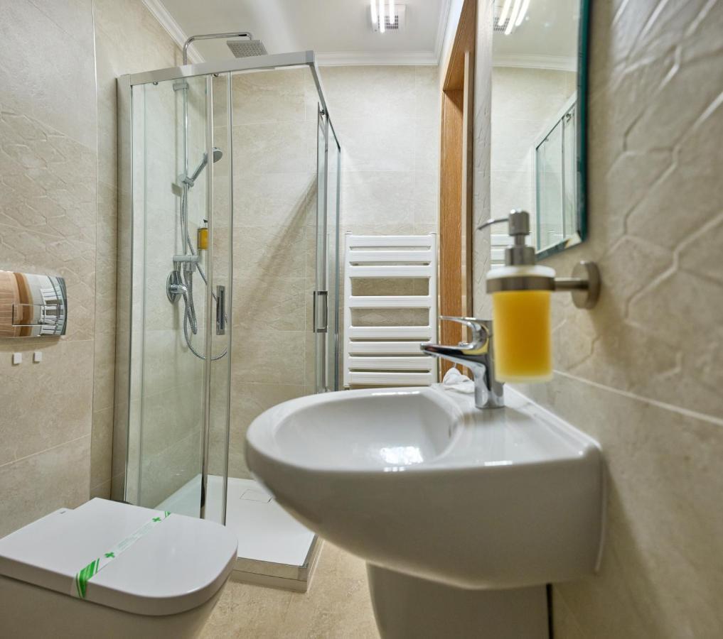 Hotel Eden راميكو سارات المظهر الخارجي الصورة
