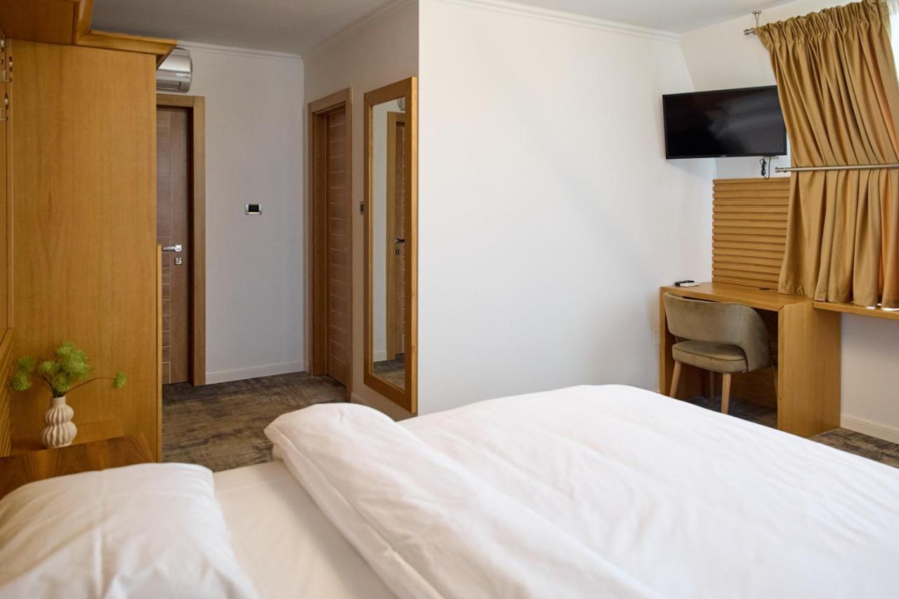 Hotel Eden راميكو سارات المظهر الخارجي الصورة