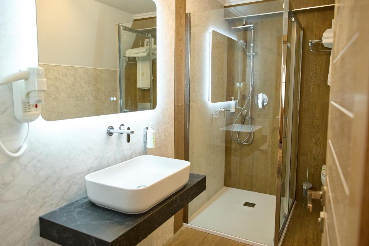 Hotel Eden راميكو سارات المظهر الخارجي الصورة