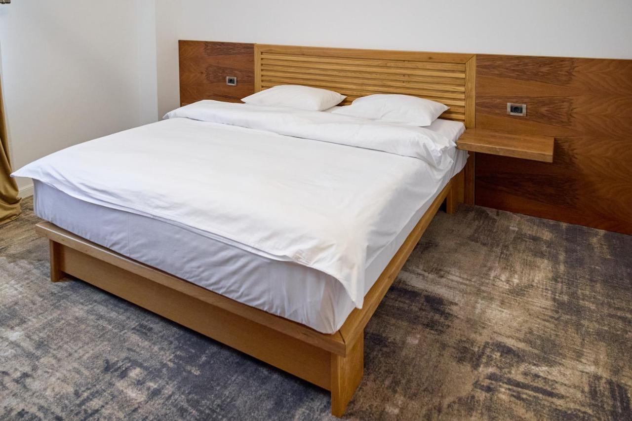 Hotel Eden راميكو سارات المظهر الخارجي الصورة